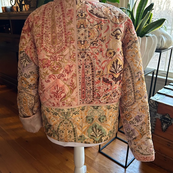 Floral Quilted Women's Jacket - Picture 2 of 5